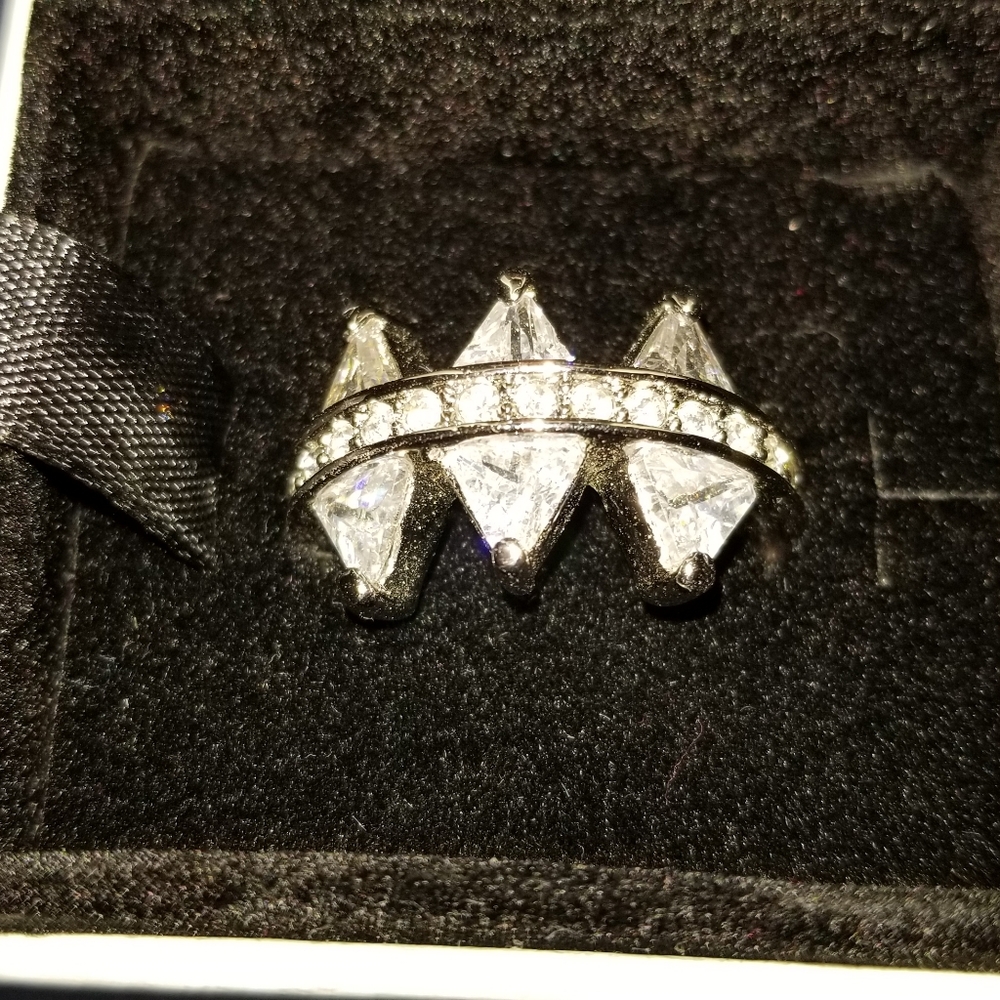 Jewelry - Ring